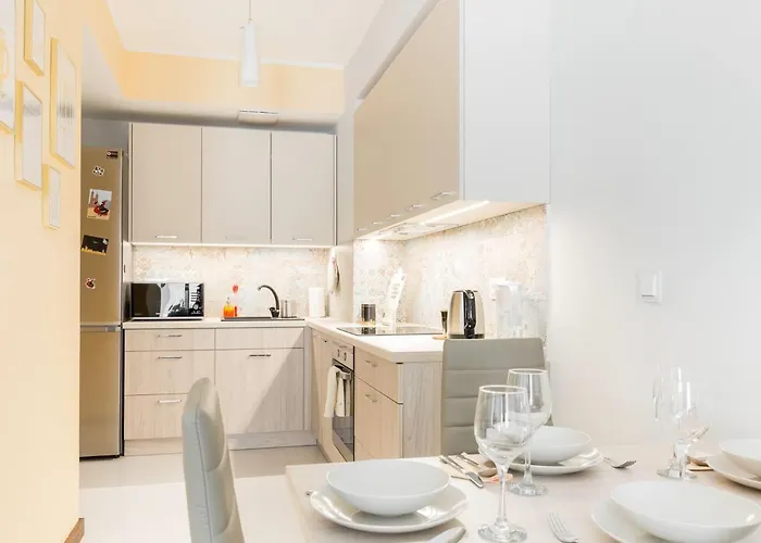 Rentplanet - Angel Plaza Apartment Krakow