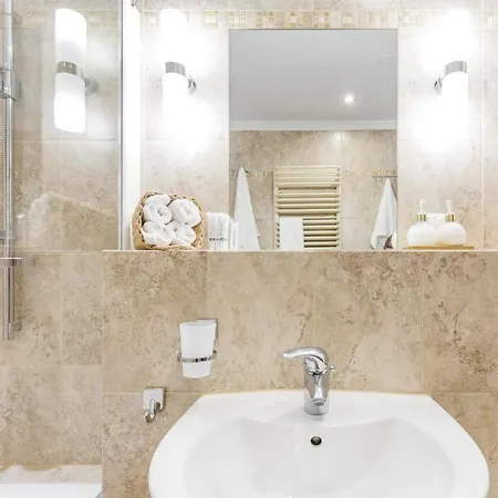 Rentplanet - Angel Plaza Apartamento *